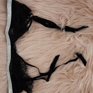 Brand New VICTORIA'S SECRET VERY SEXY SHINE CHAIN STRAP LACE GARTER BELT-XS/S